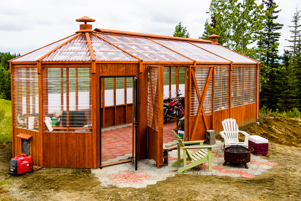 alaska-greenhouse-a-sturdy-great-looking-gazebo-shaped-greenhouse